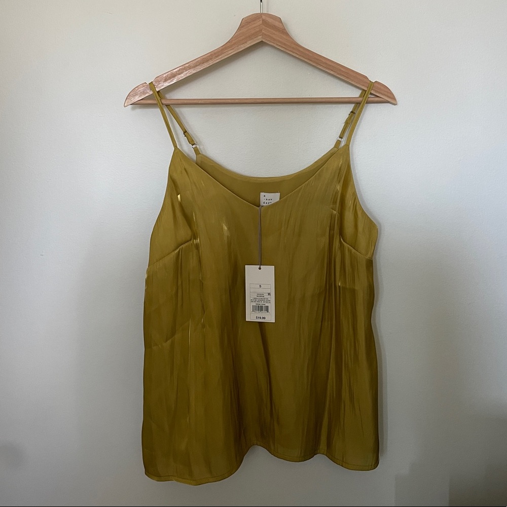 A NEW DAY TARGET ADJUSTABLE STRAP SILKY SHINY TANK BLOUSE IN OCHRE SMALL